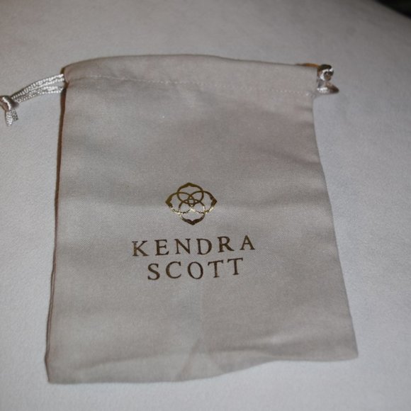 Kendra Scott Lilac Cat's Eye & Silvertone Inez Pendant Necklace - Picture 8 of 8